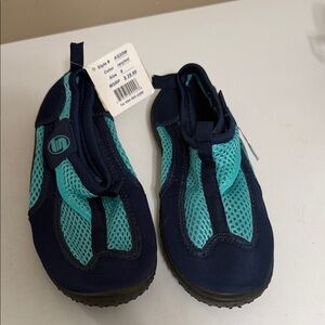 Seven7 Kids Water Shoes in Navy and Teal
